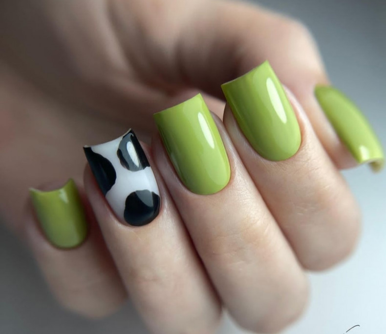 Square green olive, photo - Manicurist Barb Manicure