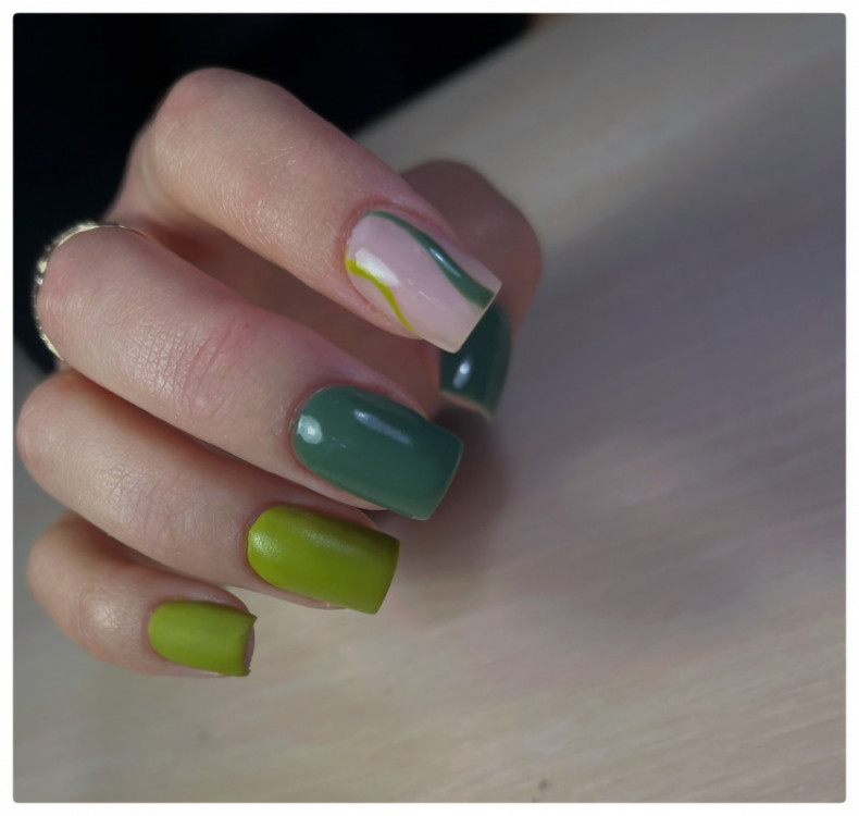 Square green olive, photo - Manicurist Barb Manicure