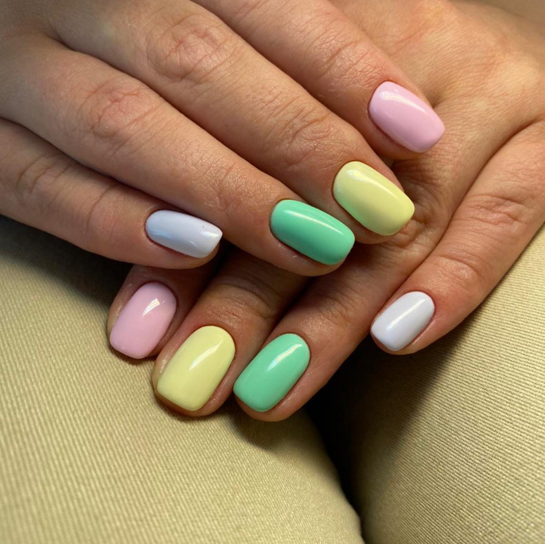 Pastel colorful colored, photo - Manicurist Barb Manicure