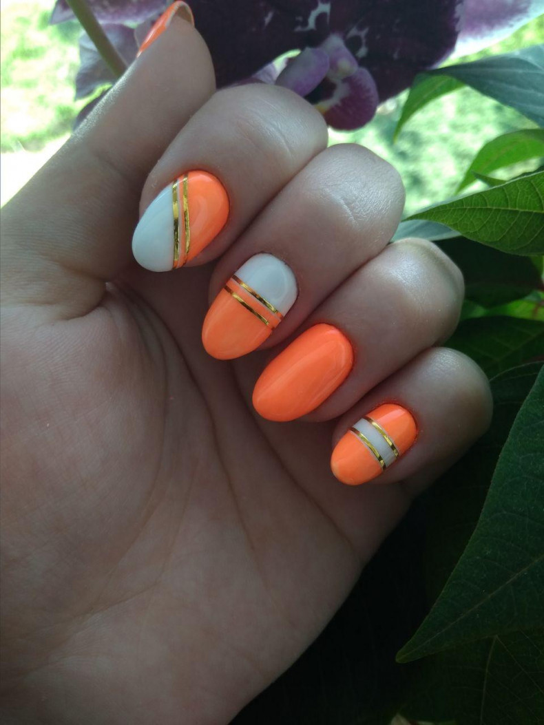 Яркий маникюр, photo - Manicurist Barb Manicure