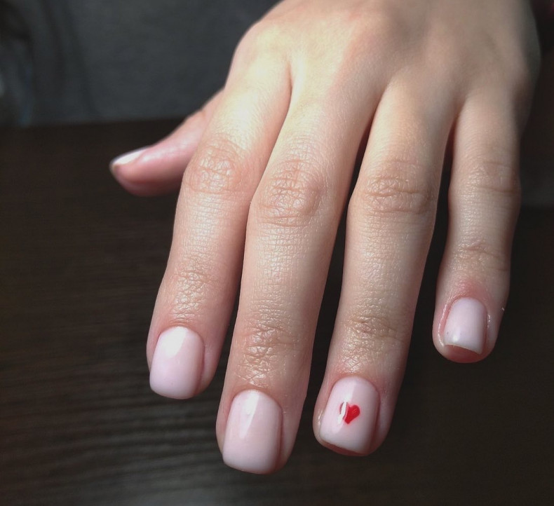 Light heart Valentine's Day, photo - Manicurist Barb Manicure