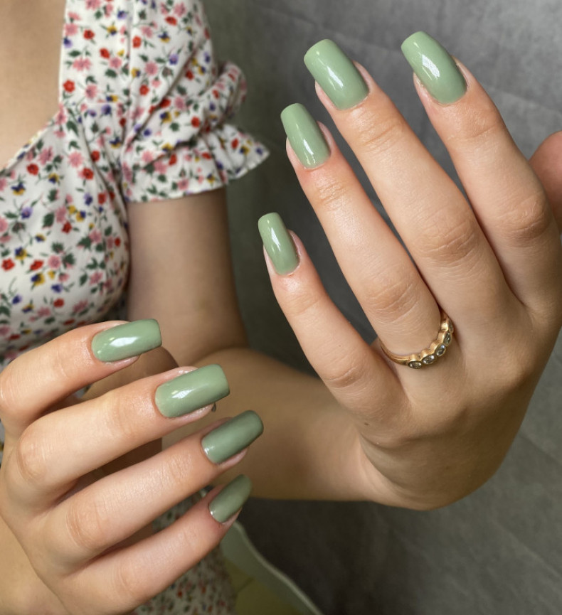 Однотонный (монохромный) маникюр green khaki, photo - Manicurist Barb Manicure