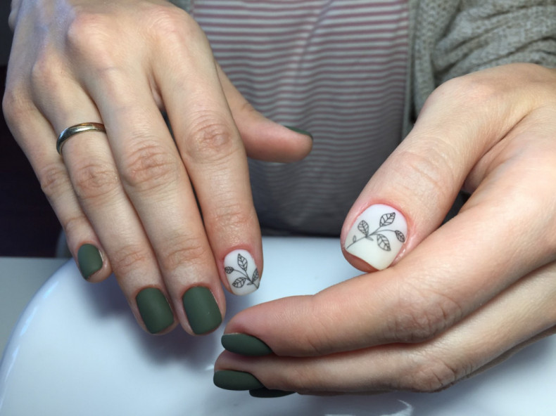 Green khaki, photo - Manicurist Barb Manicure