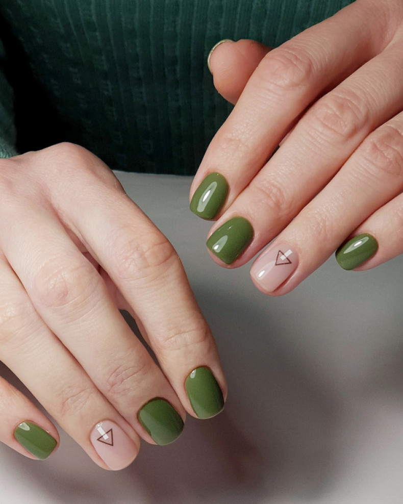 Green geometric olive, photo - Manicurist Barb Manicure