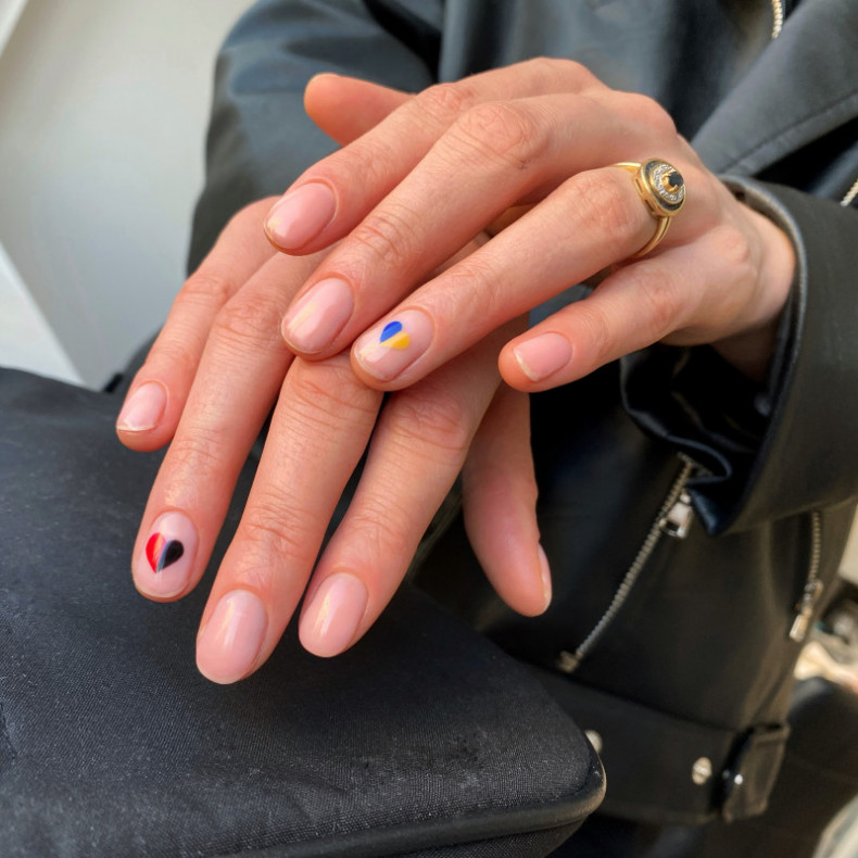 Patriotic manicure heart clear, photo - Manicurist Barb Manicure