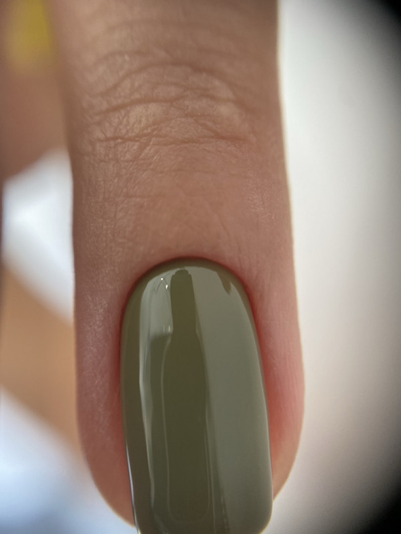 Olive, photo - Manicurist Barb Manicure