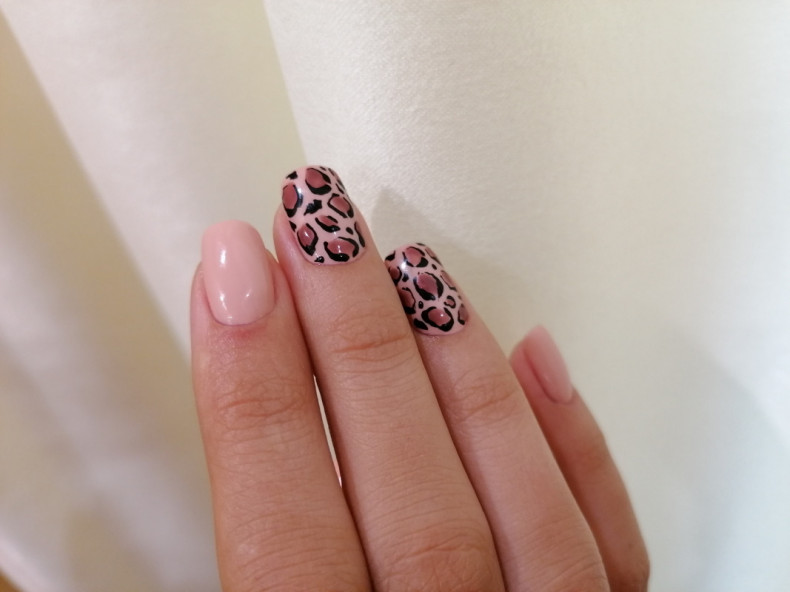 Leopard brown animal print, photo - Manicurist Barb Manicure