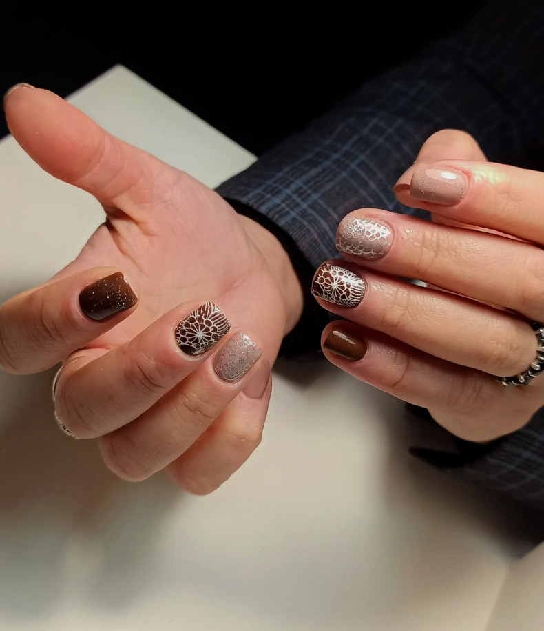 Brown pattern, photo - Manicurist Barb Manicure