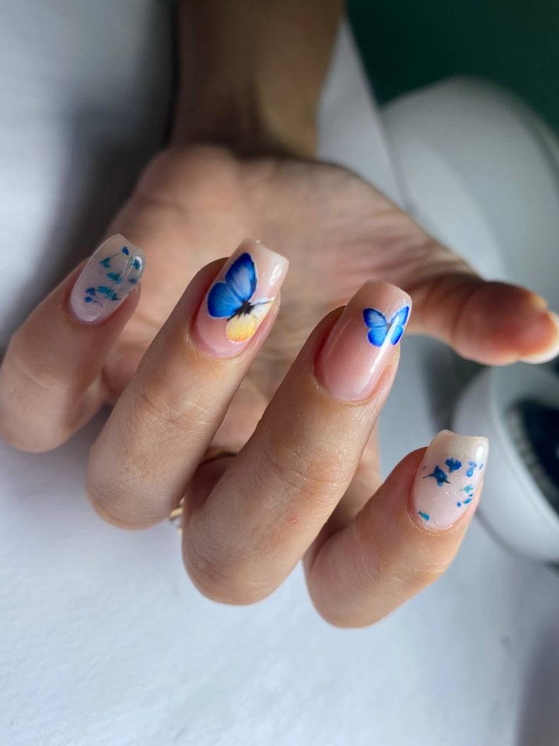 С сухоцветами телесный маникюр, photo - Мастер маникюра Barb Manicure