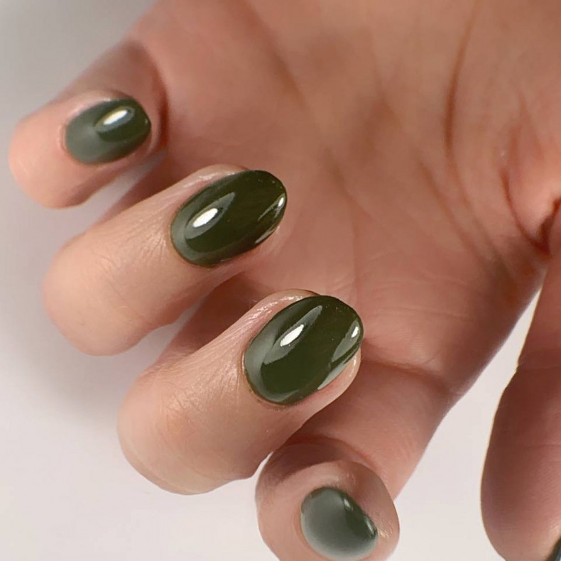 Khaki, photo - Manicurist Barb Manicure