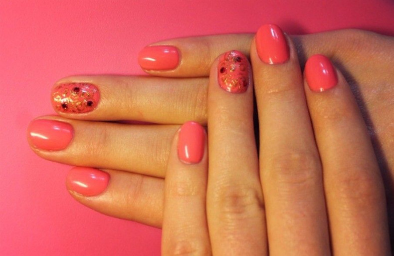 Coral, photo - Manicurist Barb Manicure