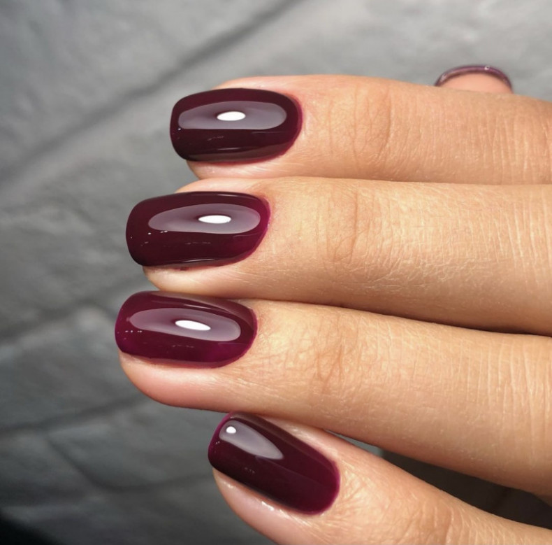 Wine, photo - Manicurist Barb Manicure