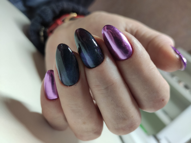 Metaliczne, photo - Manicurzysta Barb Manicure