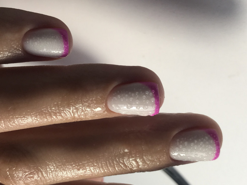 French, photo - Manicurist Barb Manicure