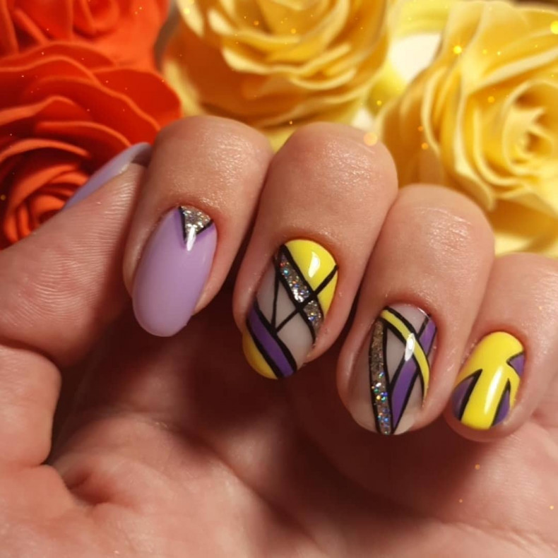 Маникюр укрепление гелем дизайн-геометрия, photo - Manicurist Barb Manicure