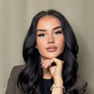 Specjalista od tatuażu Jessica Berlin,