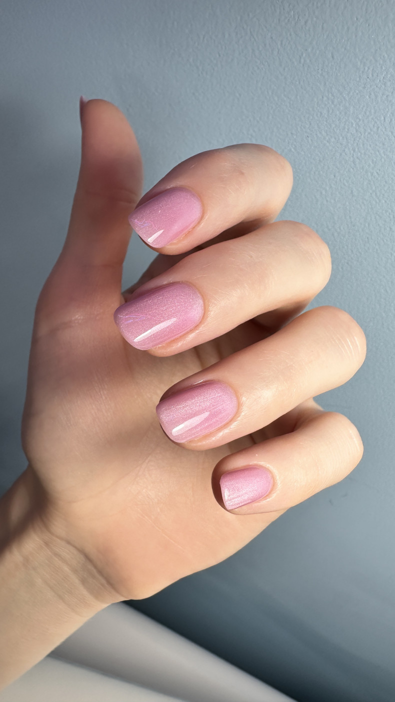 Różowe, photo - Manicurzysta Violetta Odintsova