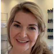 Kosmetikerin Nele Bochum,Rathenaustraße, 42