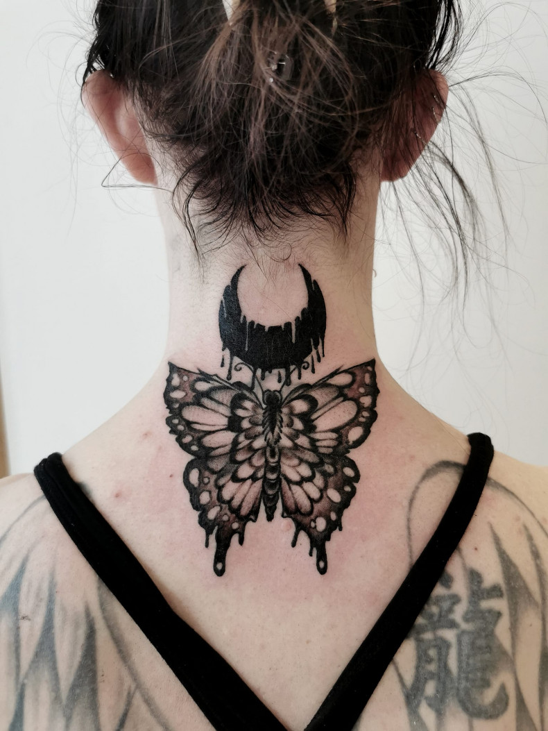 Frauen schmetterling Mond, photo - Tattoo-Meister Thomas Krug