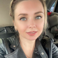 Specjalista od tatuażu Ekaterina Ryazan,