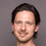 Стоматолог Макс Бохум,Alte Bahnhofstraße, 82