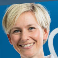 Dentist Lena Bochum,Steinring, 8