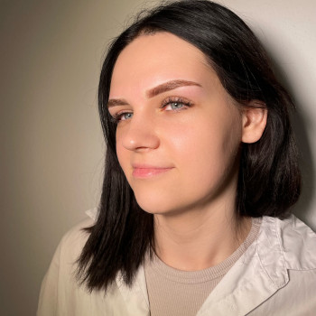 Перманентний макіяж брів ??
Permanent brwi ??