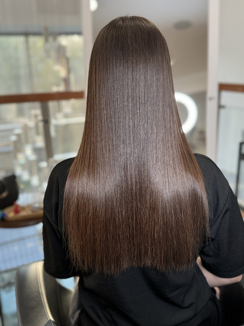 Кератин и ботокс для волос
                    Hair Extension Specialist Liudmyla Ilmynska Warsaw