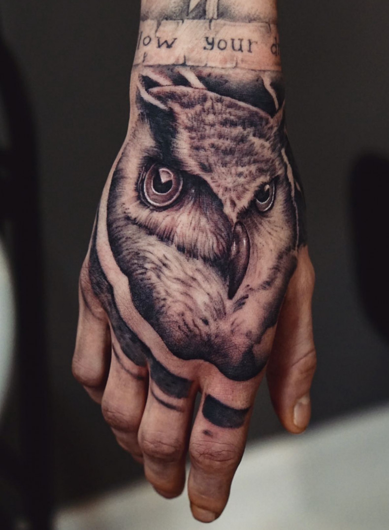 Men hand realism, photo - Tattoo Master Kateryna Lytvyn