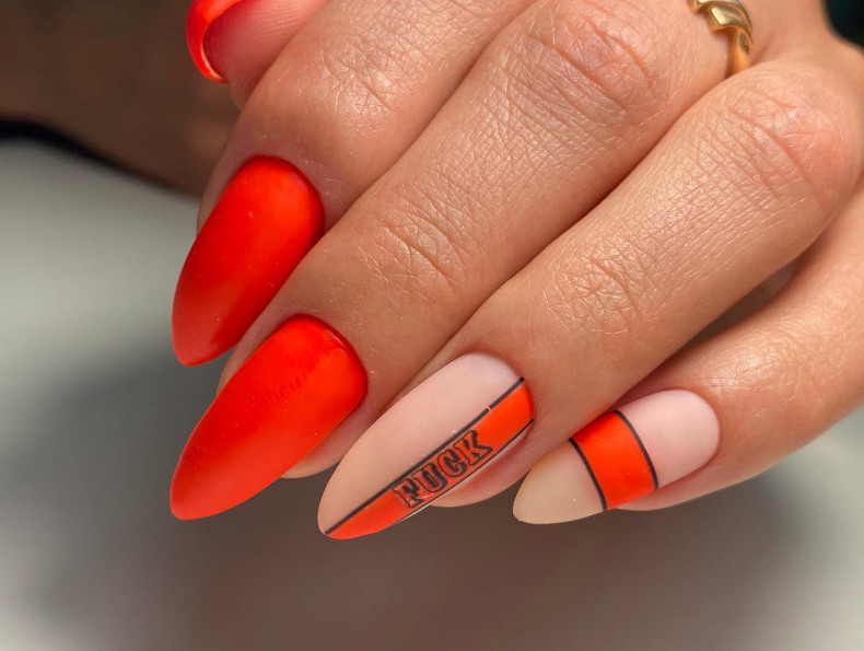Almond matte orange, photo - Manicurist Yuliia Savela