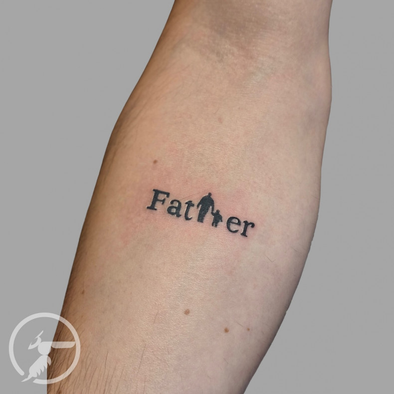 Arm letter father son, photo - Tattoo Studio Mechanical Meg