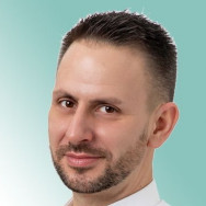 Chirurg plastyczny Piotr Szczecin,Aleja Piastów, 30