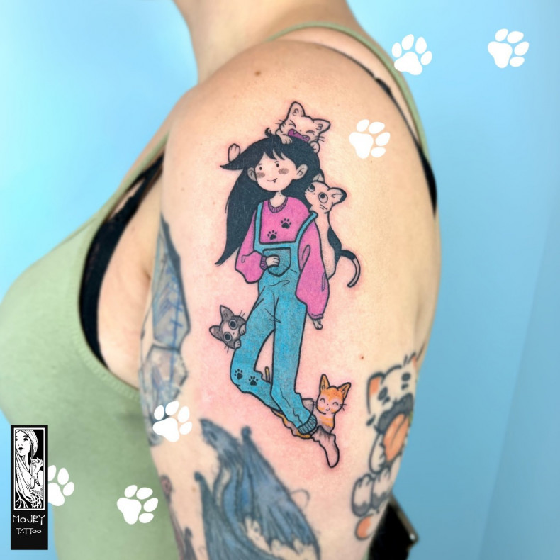 Cartoon Schulter bunt, photo - Tattoo-Studio Mojry Tattoo