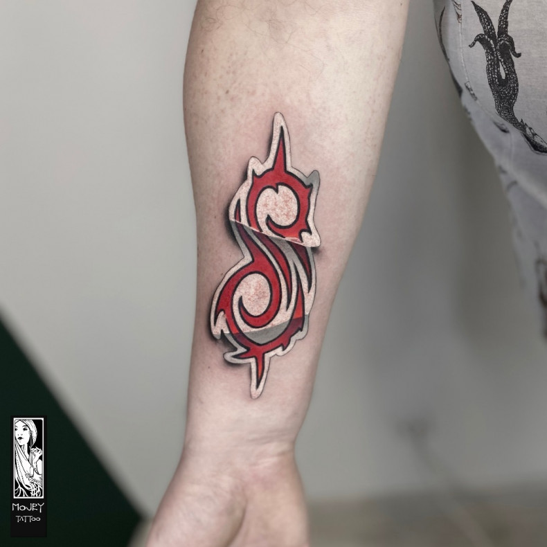 Przedramię, photo - Studio tatuażu Mojry Tattoo