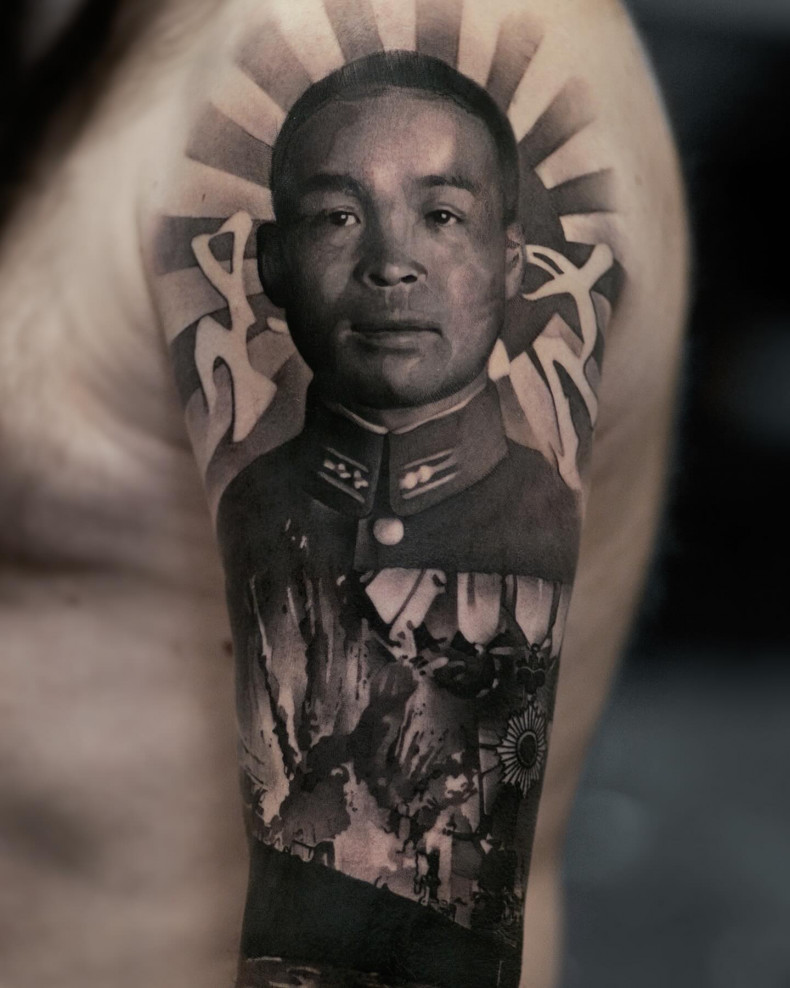 Men shoulder portrait, photo - Tattoo Master Maksim Yalovik