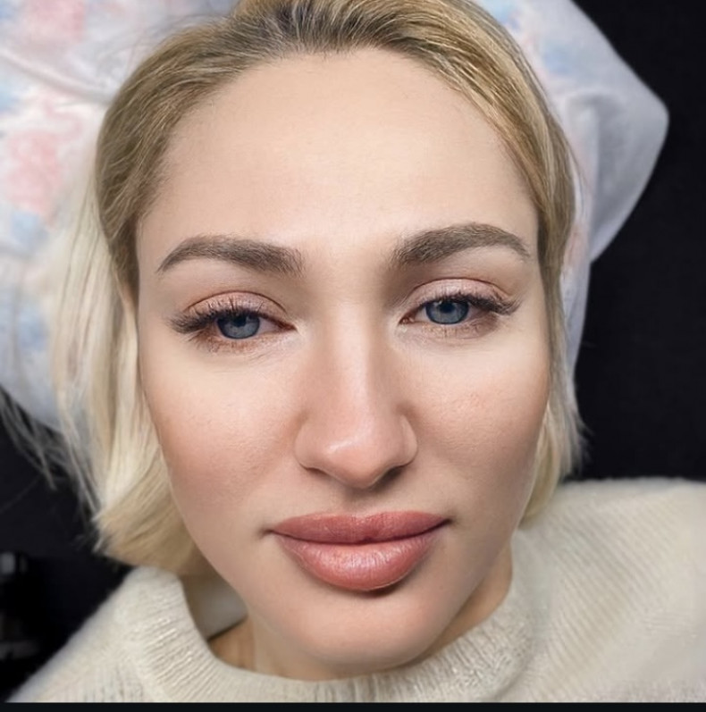 Наращивание ресниц 2D
                    Wimpernmacher Daria Zenchenko Duisburg