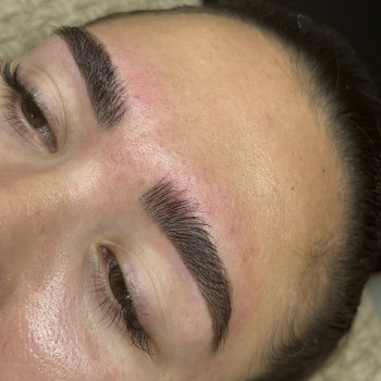 Eyebrow modeling