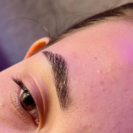 Browmaker Violetta Bochum,