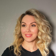 Manicurzysta Елена Warszawa,Jana Kazimierza, 32 район Odolany