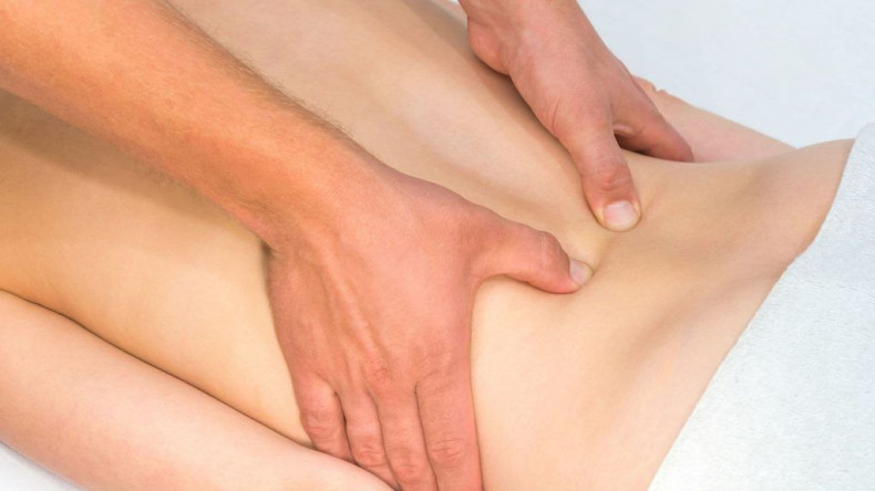Masaż odcinka lędźwiowego
                    Массажный салон Levita Spa Massage Studio Катовице