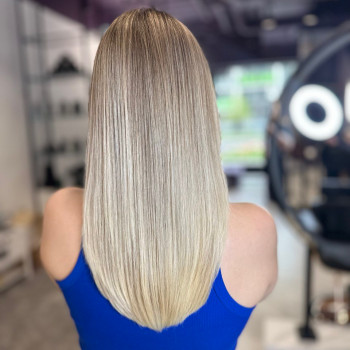 rozjaśnianie włosów, blond Warszawa, koloryzacja bez amoniak