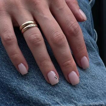 манікюр Варшава, салон манікюру Варшава, манікюр Żoliborz