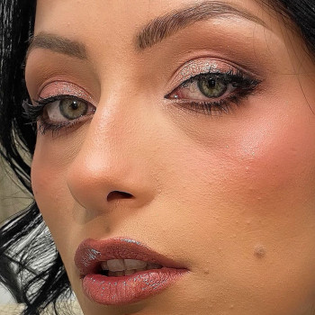 Wedding make-up