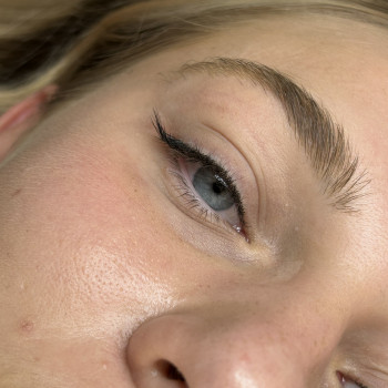 Przedłużanie rzęs 2:1 Efekt Strzałka