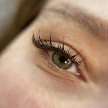 Przedłużanie rzęs 1:1 Anime Ansty Lashes & Beauty Bar
