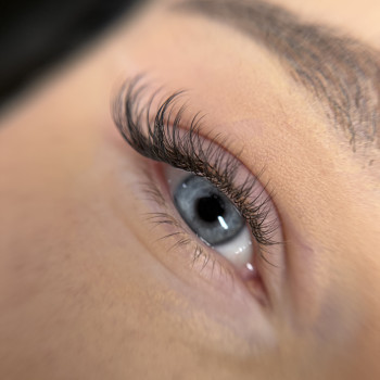 Przedłużanie rzęs Efekt Foxy Ansty Lashes & Beauty Bar