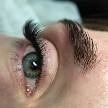 Снятие ресниц