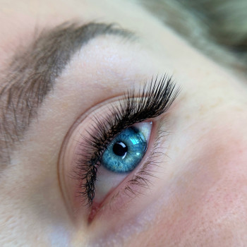 Наращивание ресниц 4D,5D
                    Салон красоты Olevi studio Варшава