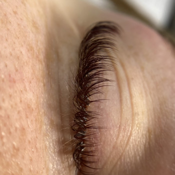 Авторские техники наращивания ресниц
                    Салон красоты Olevi studio Варшава