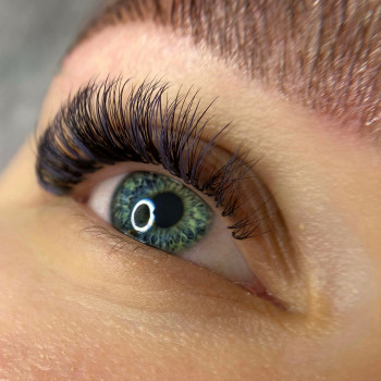 Авторские техники наращивания ресниц
                    Салон красоты Olevi studio Варшава